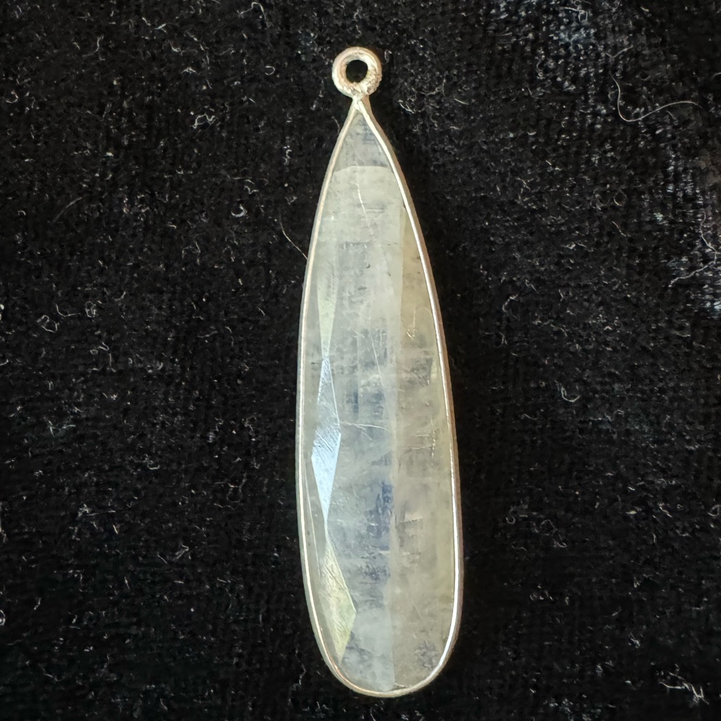 Rainbow Moonstone Pendant.